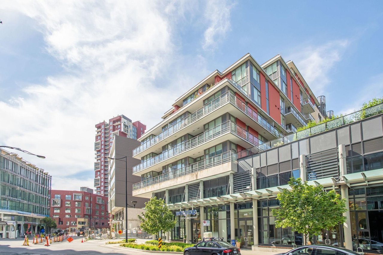 205-3451 Sawmill Cres