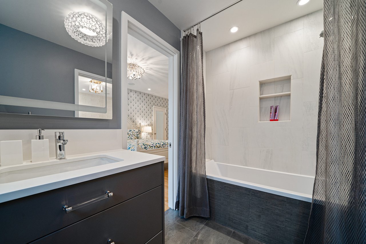 2100 Pacific Avenue # 3B