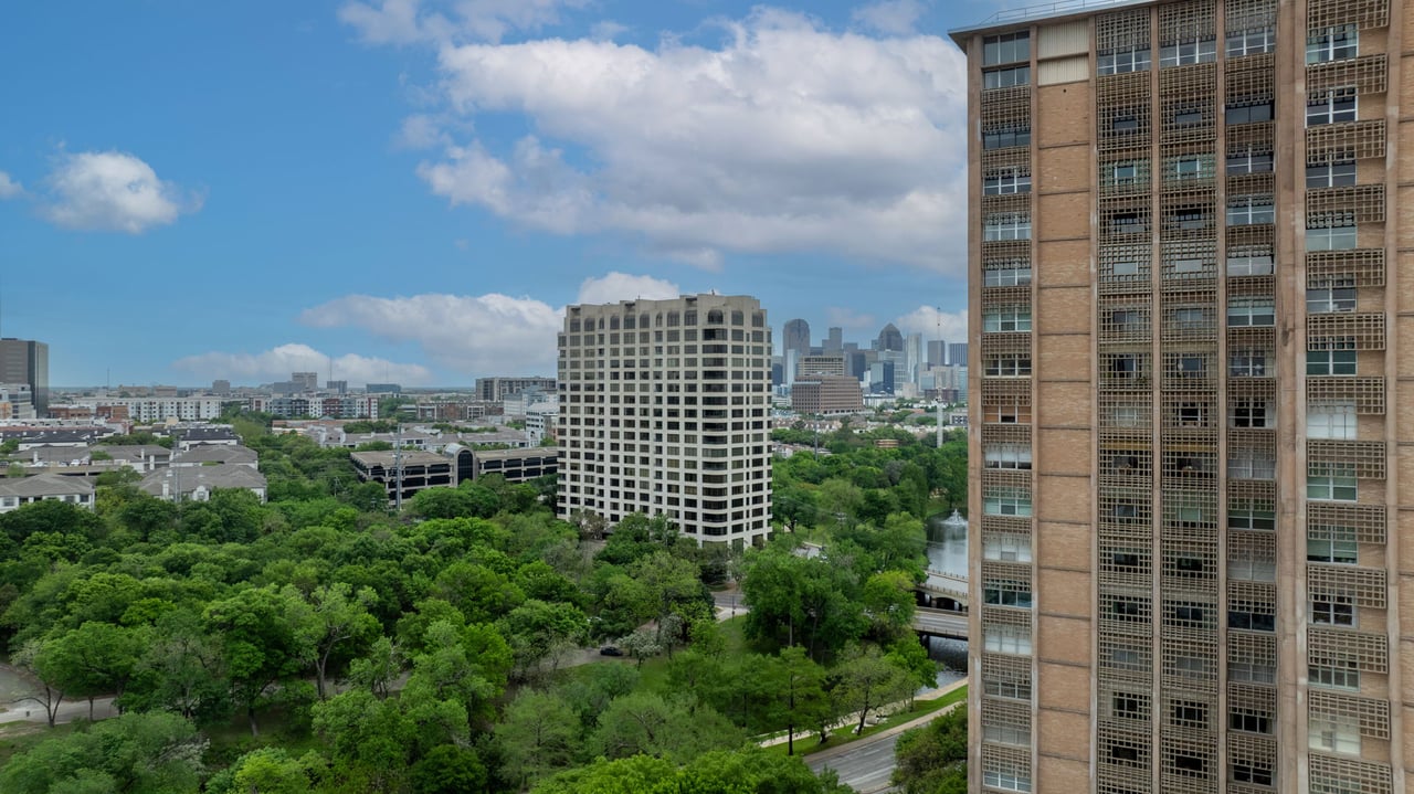 Grand Dame of Turtle Creek