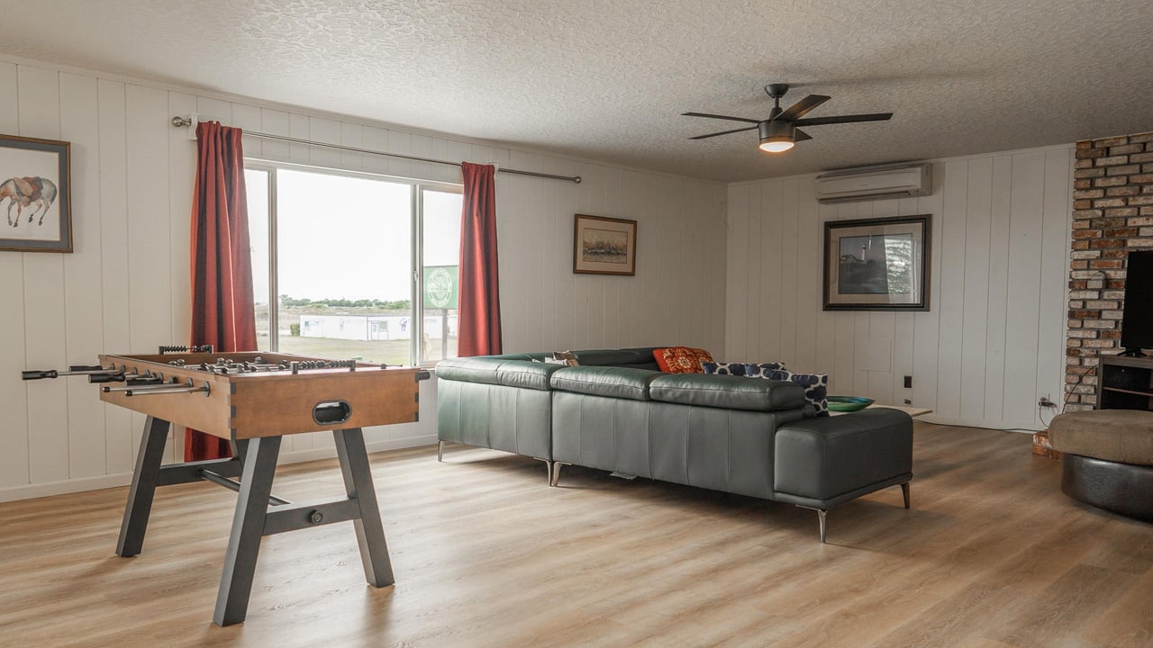 555 Hwy 101 S Apt 3
