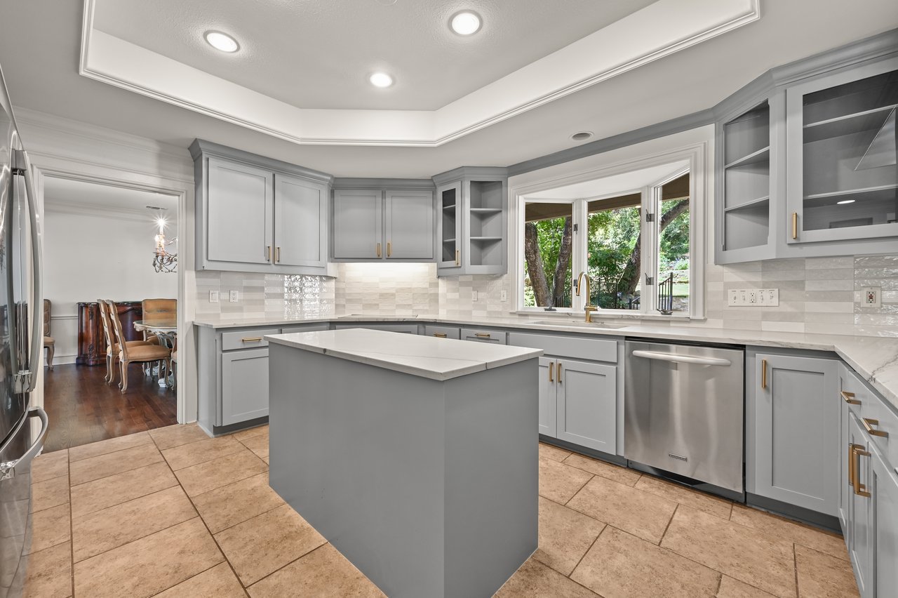 4207 Bennedict Lane