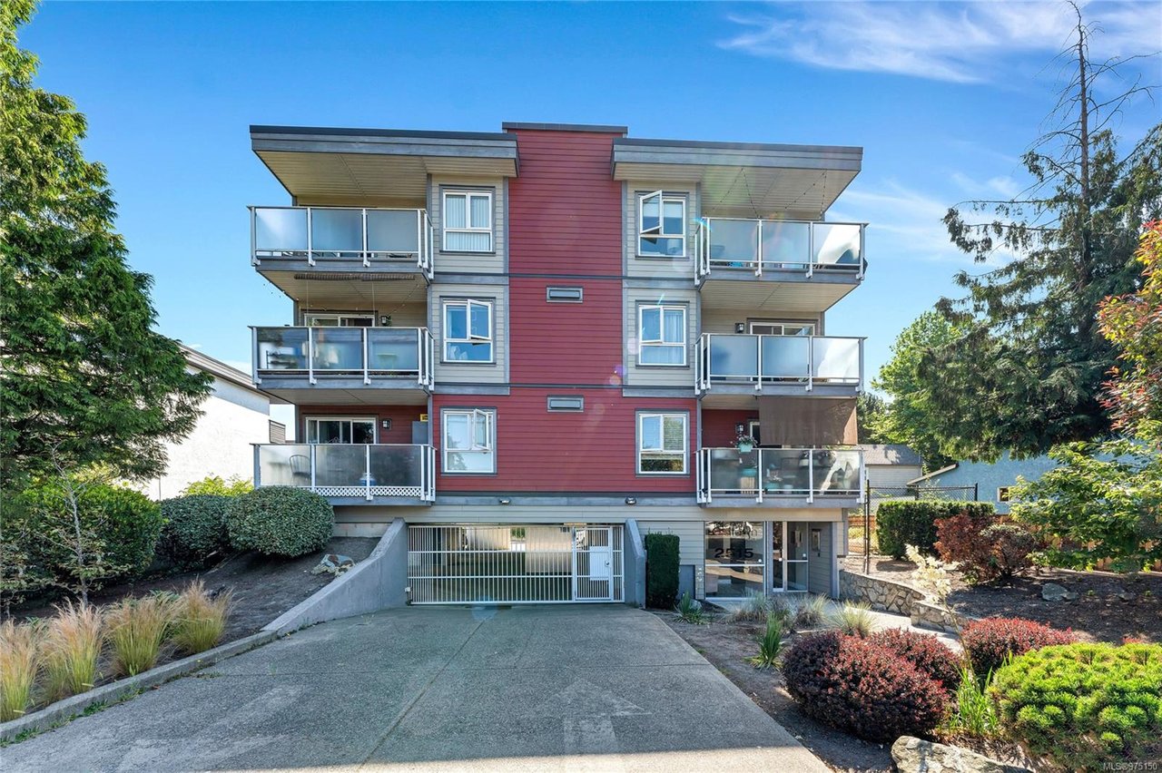304-2515 Dowler Pl