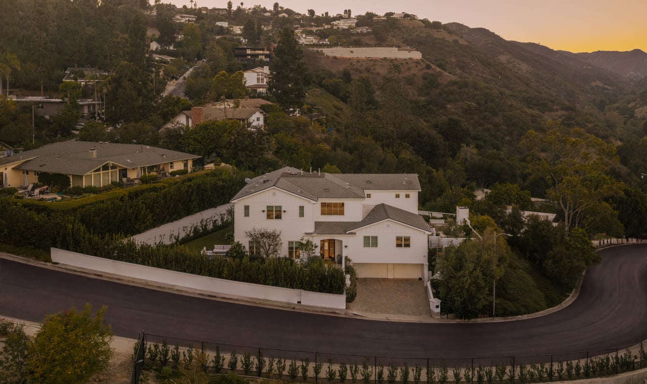 Brentwood Off-Market 