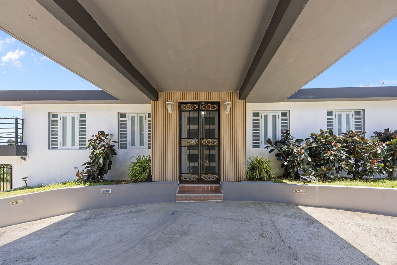 Income-Producing Multifamily with Pool Minutes from SJU Airport