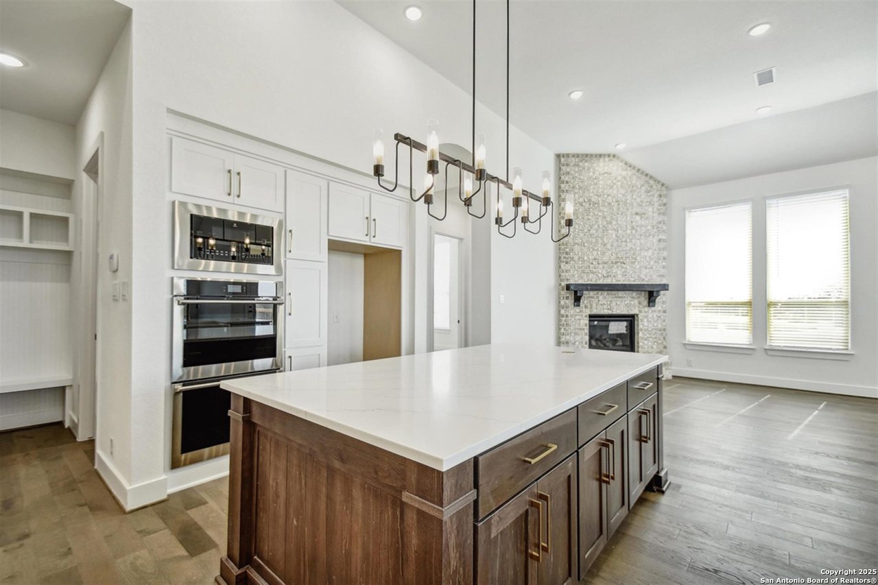 409 Dulce Vista
