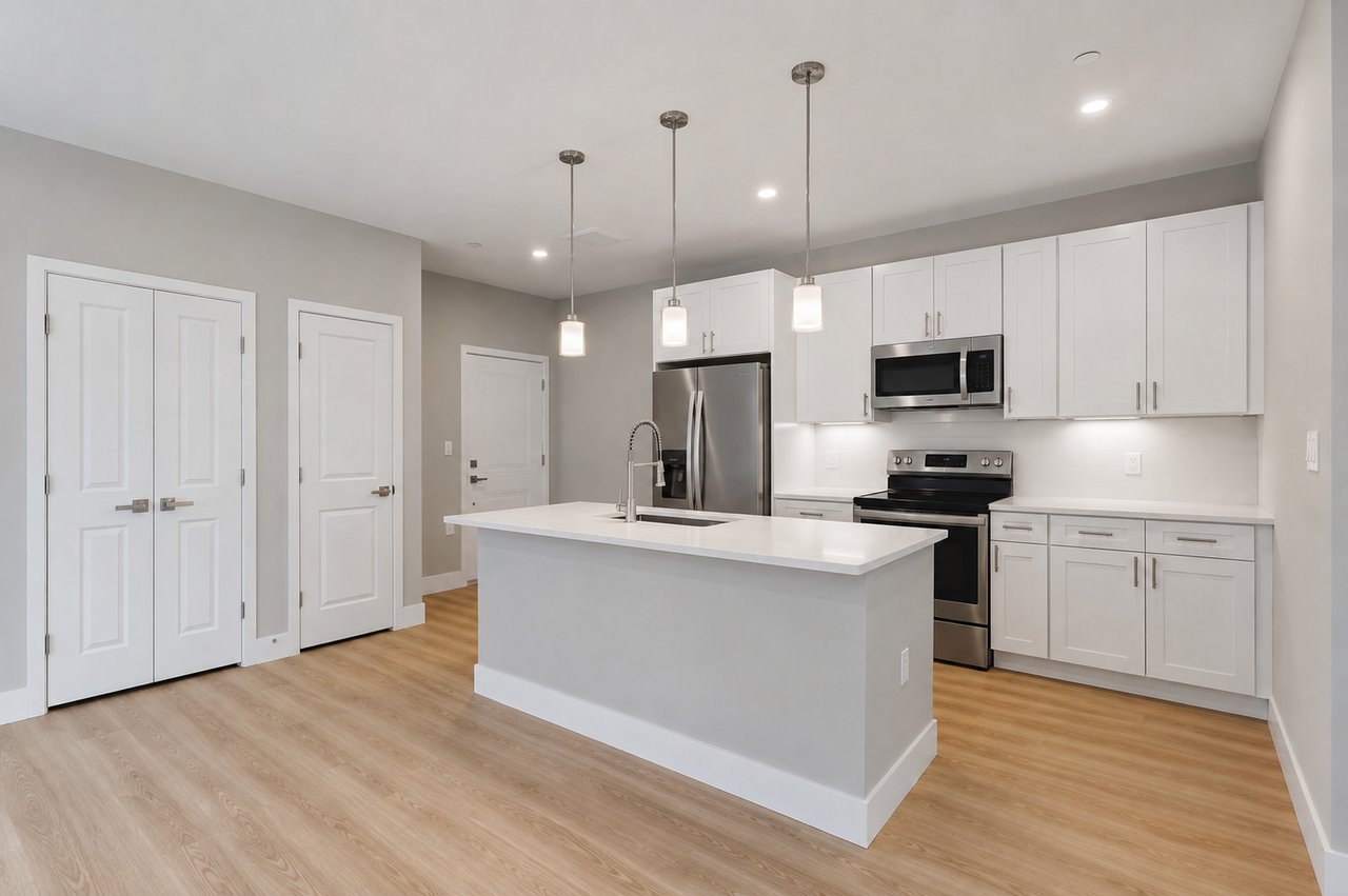 298 Main Street, 3E