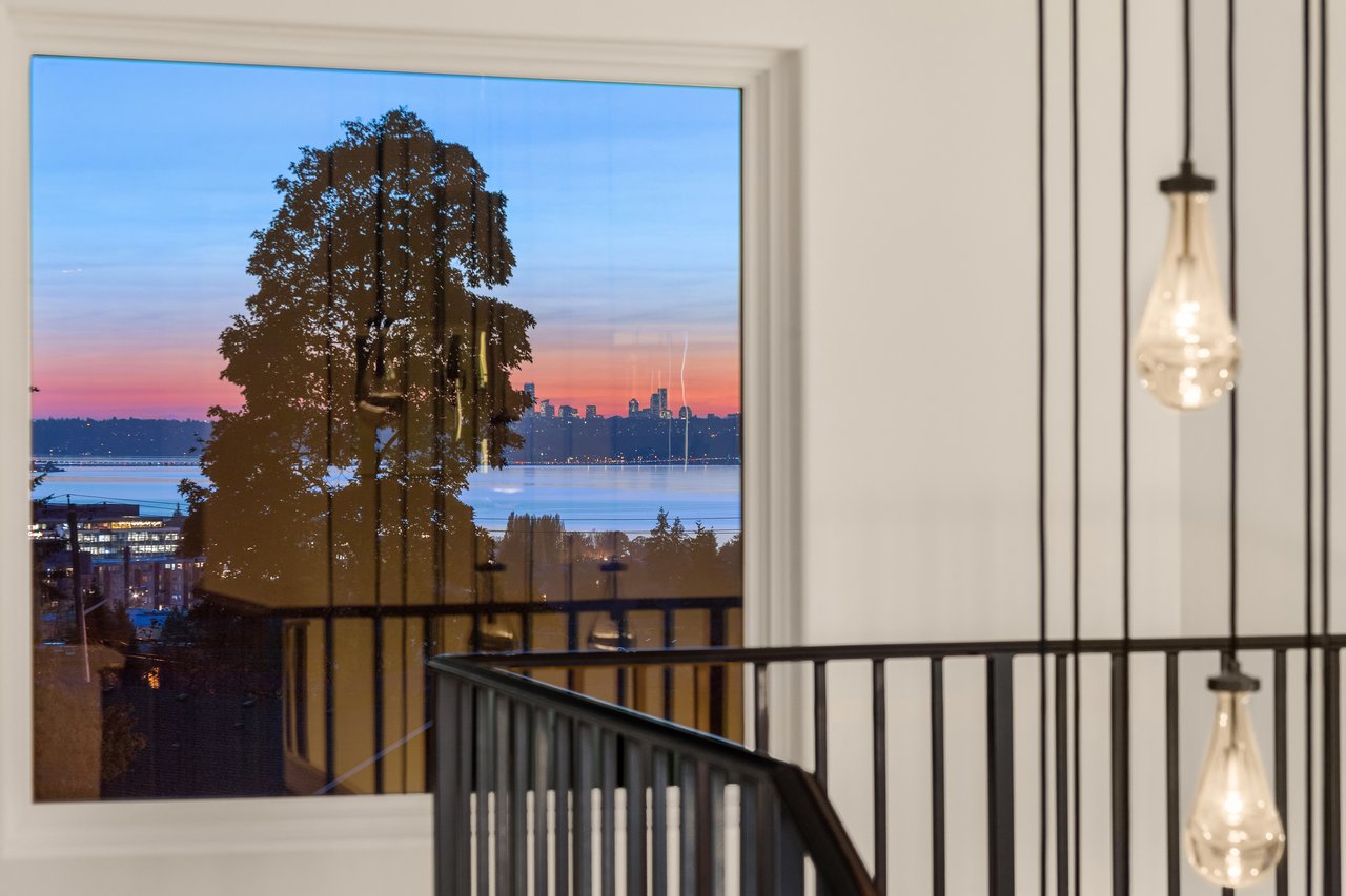 9228 112th Avenue NE