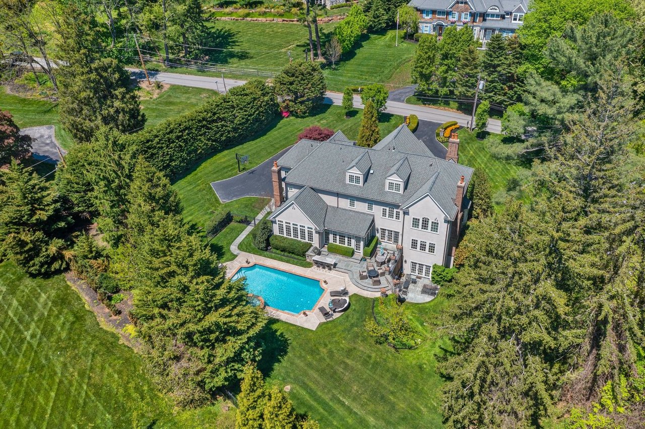 775 Parkes Run Ln