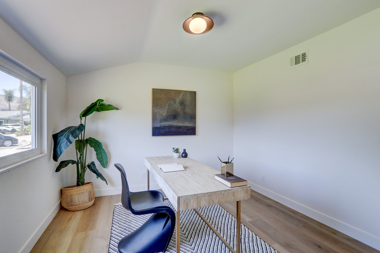 476 Jeanne Ct