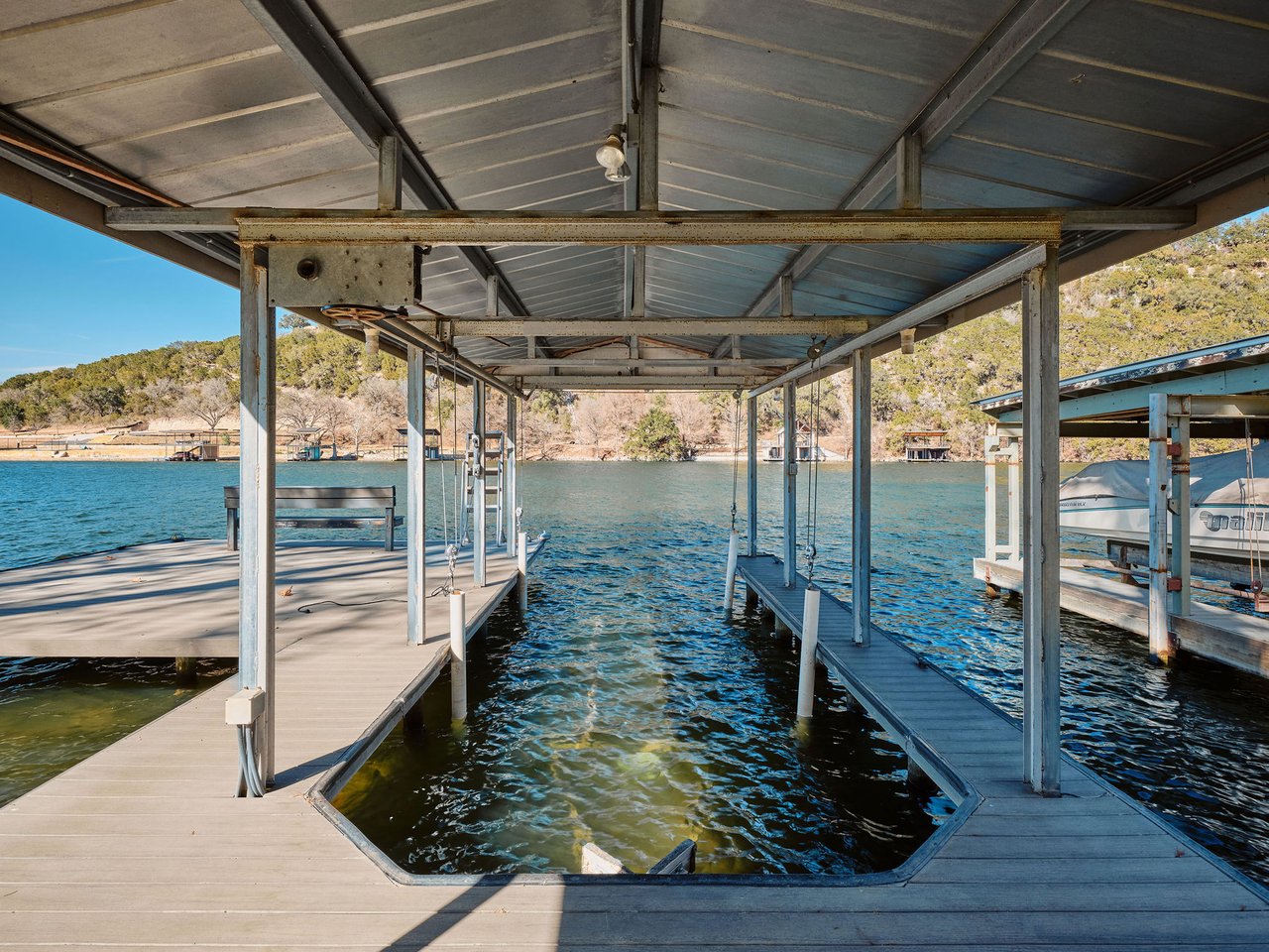 3016 Edgewater Drive