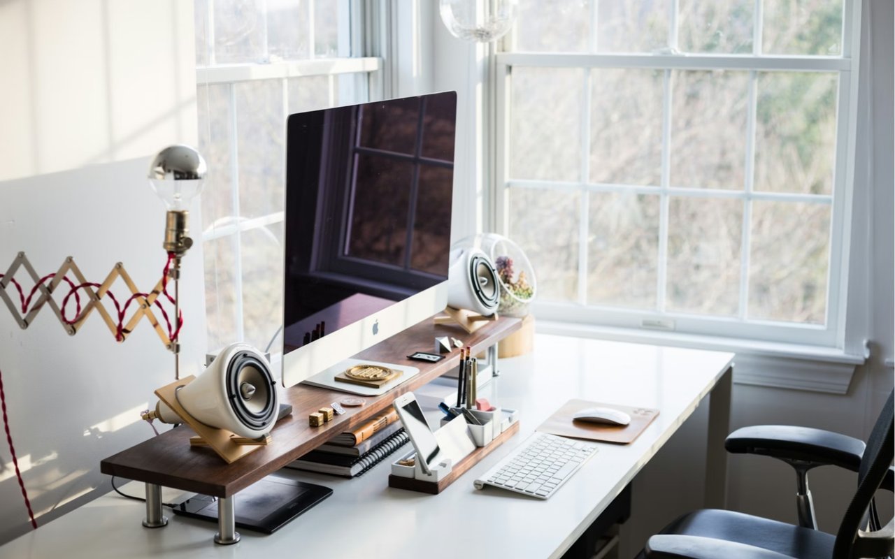 How to Create a Multi-Functional Home Office Space