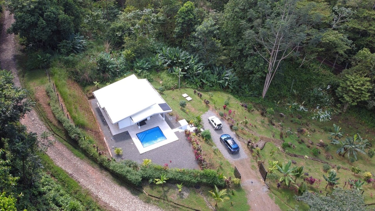 Modern 2 Bedroom Home with Pool in Ojochal's Phase 8
