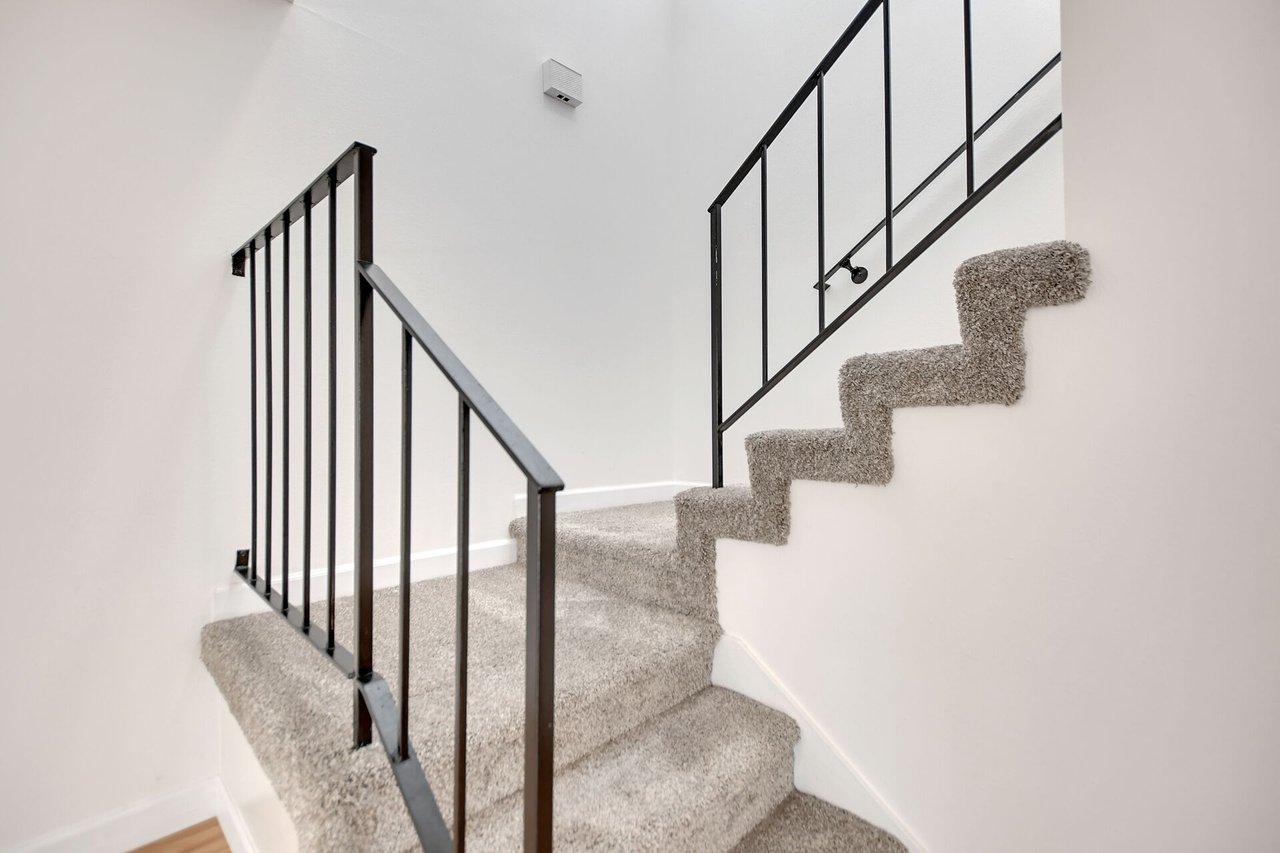1460 Forest Glen 4