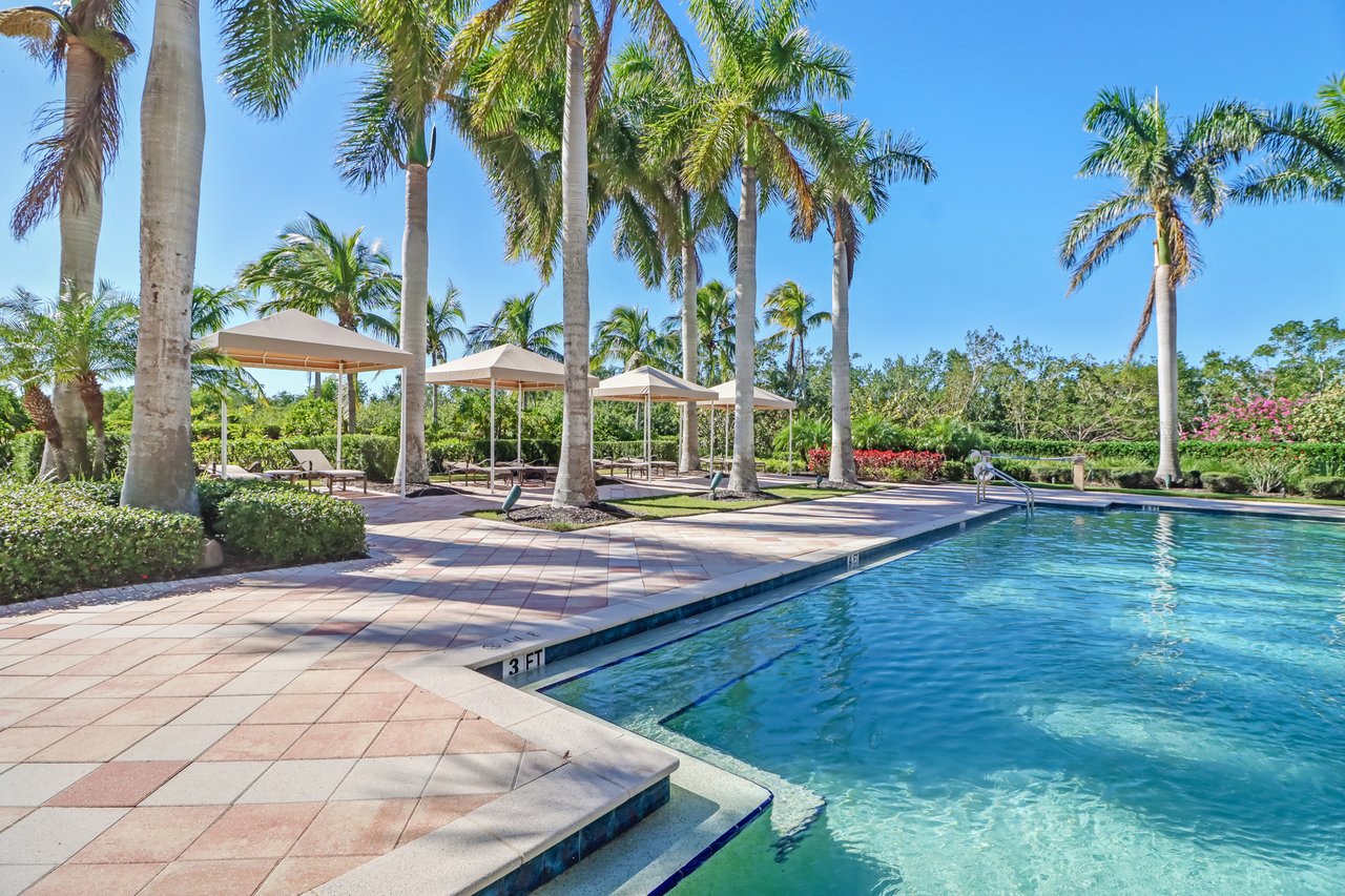1065 Borghese Ln #801