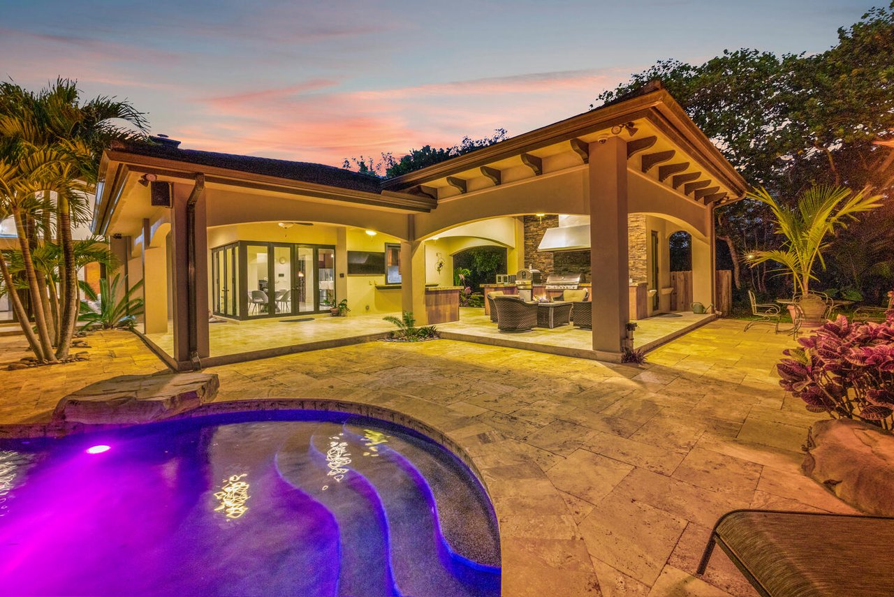 Elegant Custom Home on Builder’s Acre Near Baptist Hospital