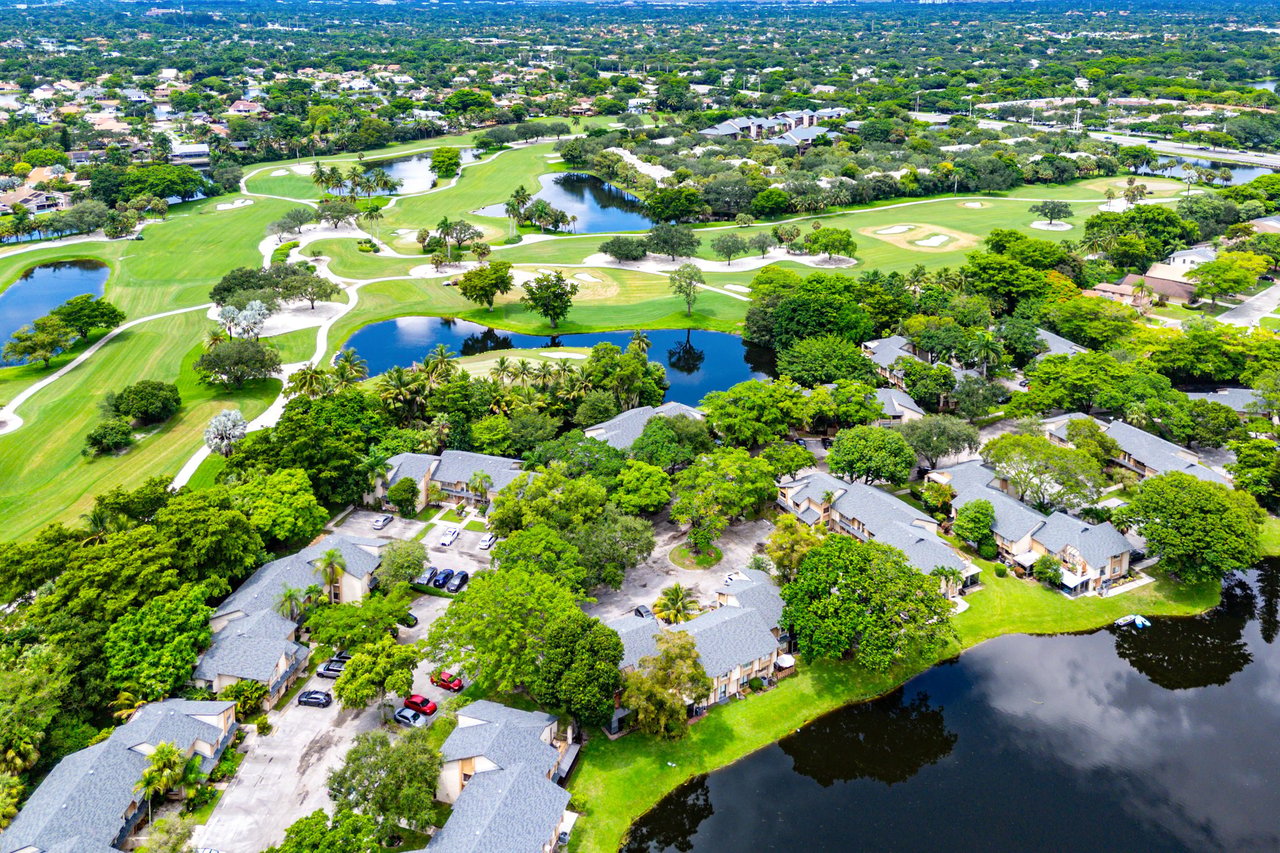 Wimbledon at Jacaranda Country Club  