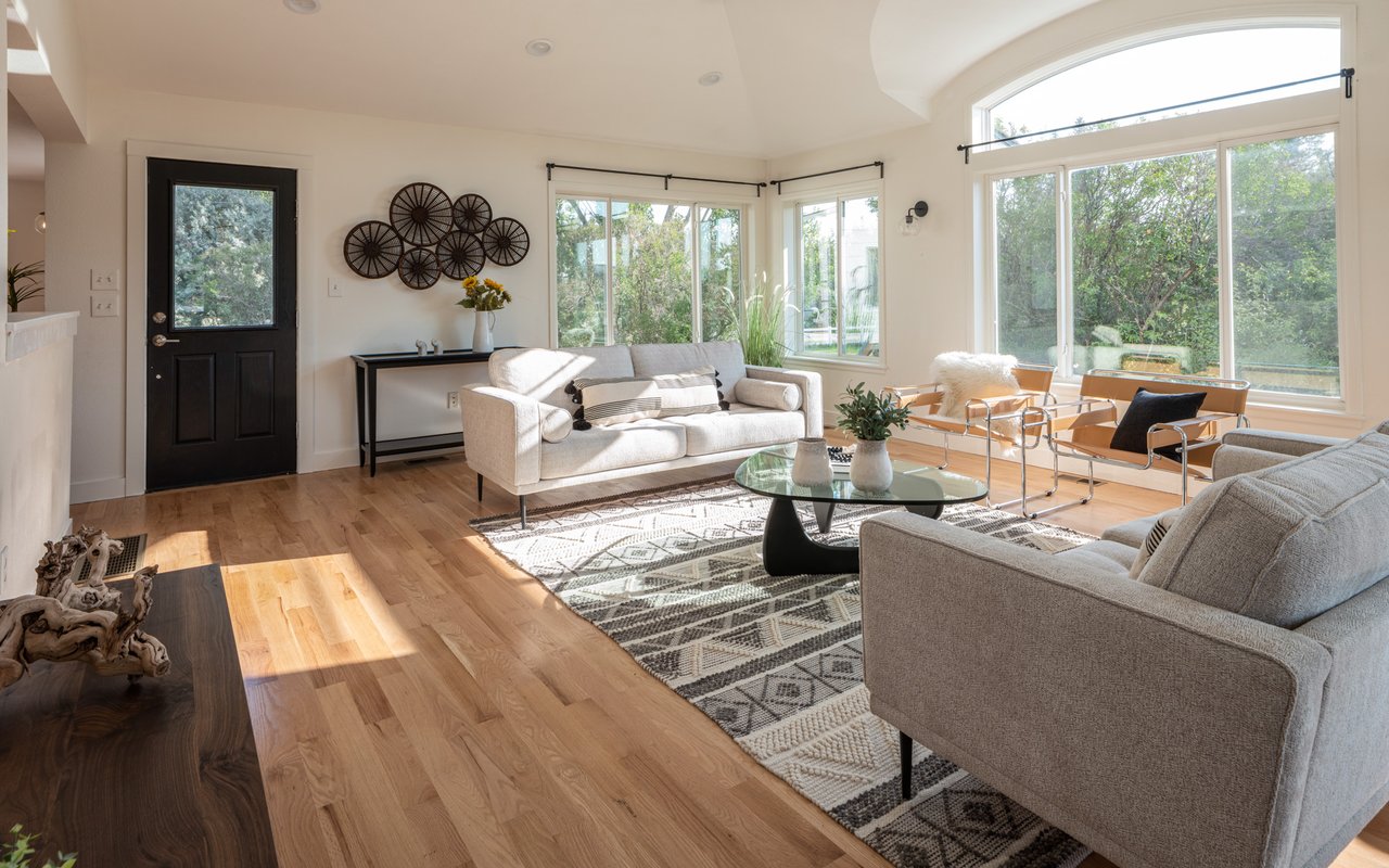 10394 Macedonia Street