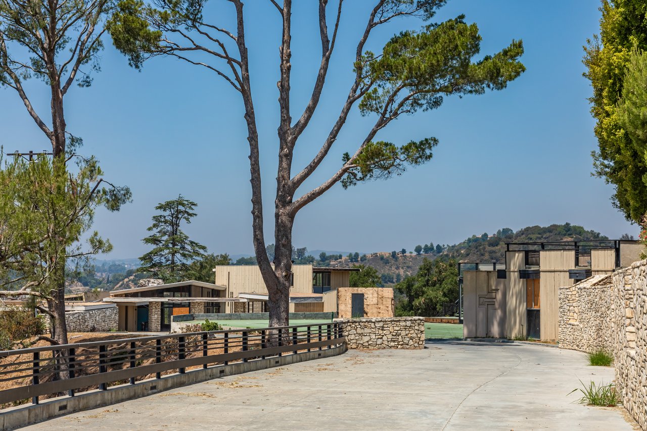 2859 Coldwater Canyon Dr, Beverly Hills