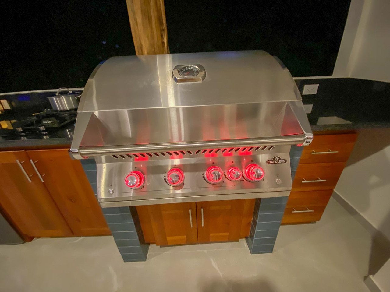 Private 2-Bed Hacienda with Ocean & Mountain Views, Pool & Development Potential in Ojochal