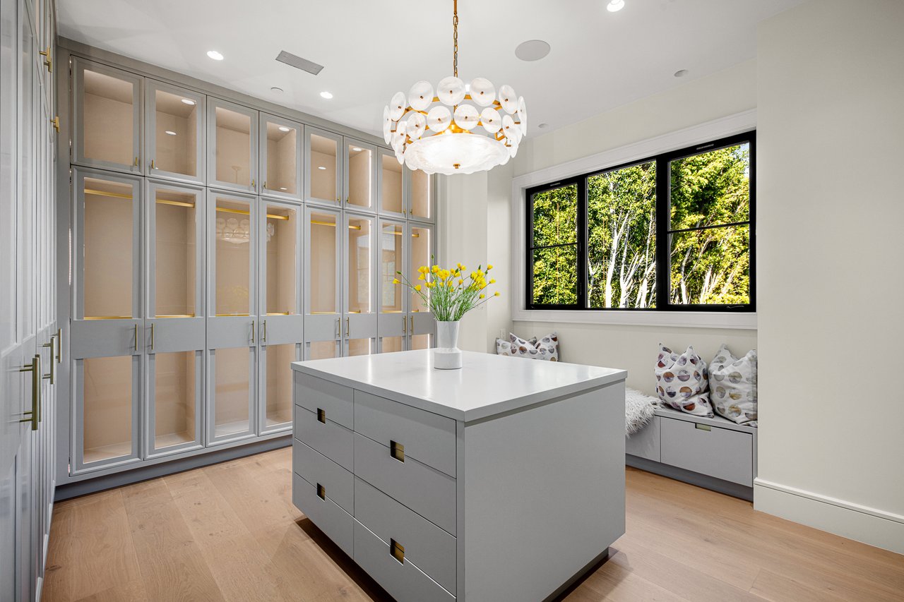 415 N Cliffwood Ave, Brentwood