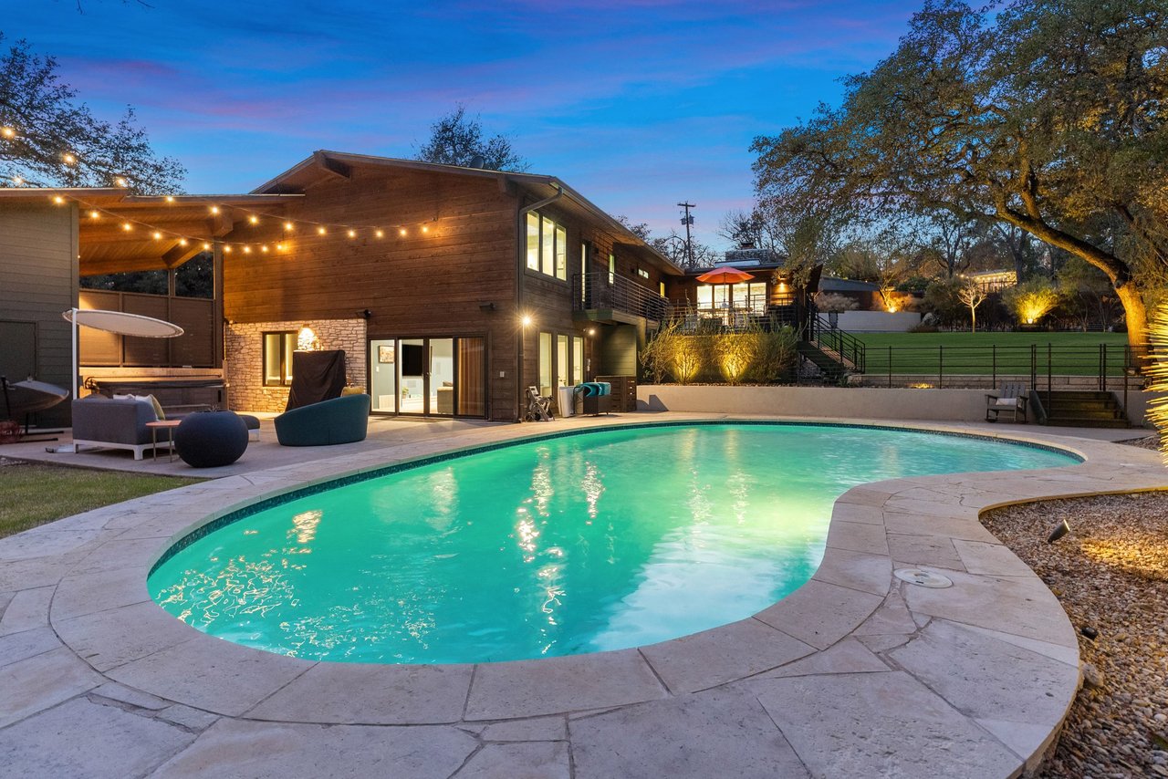 Balcones Mid-Century Modern Retreat