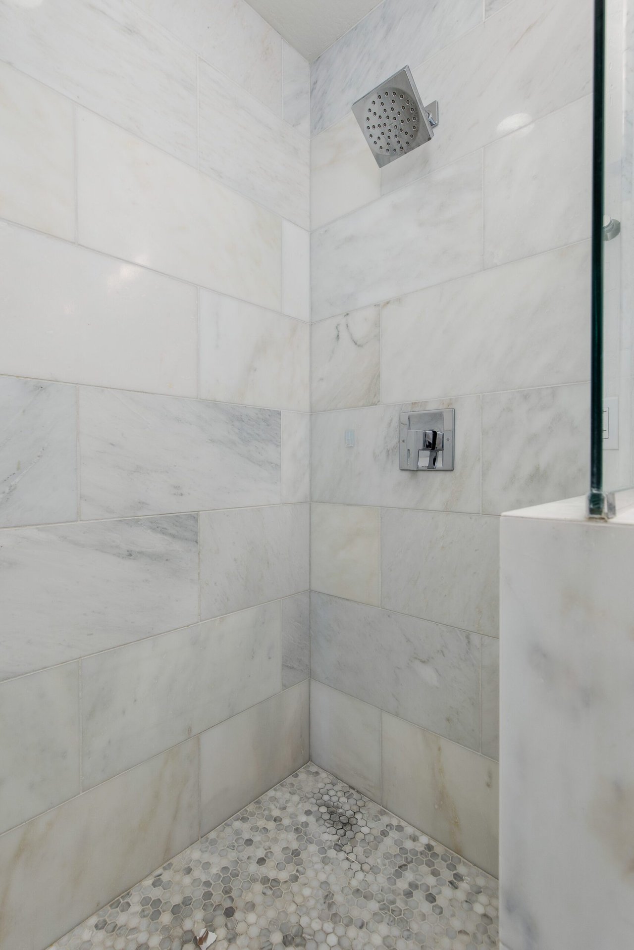 821 E Cavalier Dr.