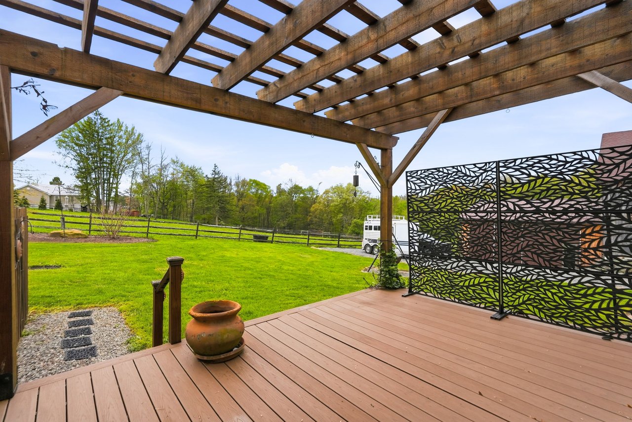 EXCLUSIVE - 232 Whitestown Road