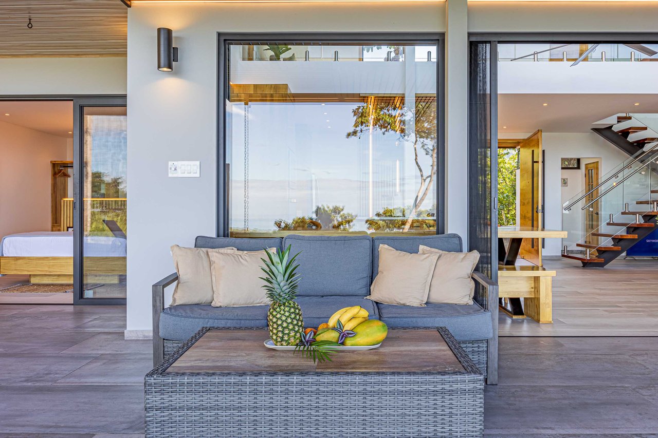 Exclusive Luxury Villa with Infinity Pool