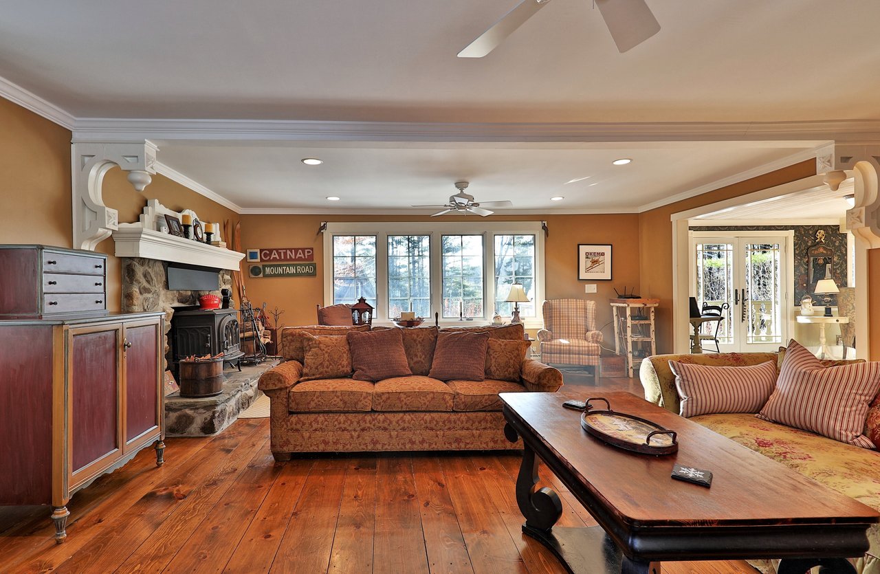 71 South Hill Crossroad