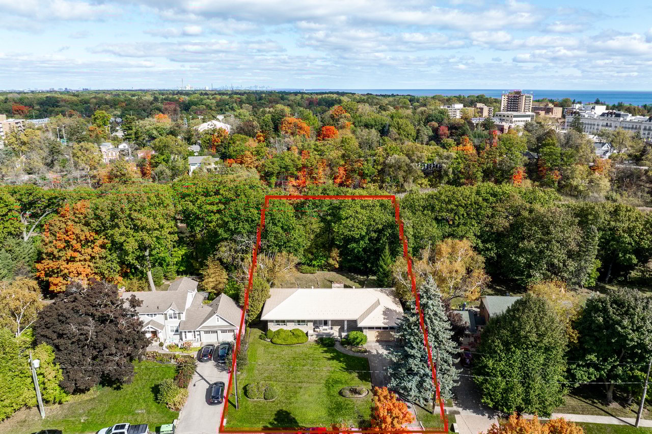 293 River Side Drive