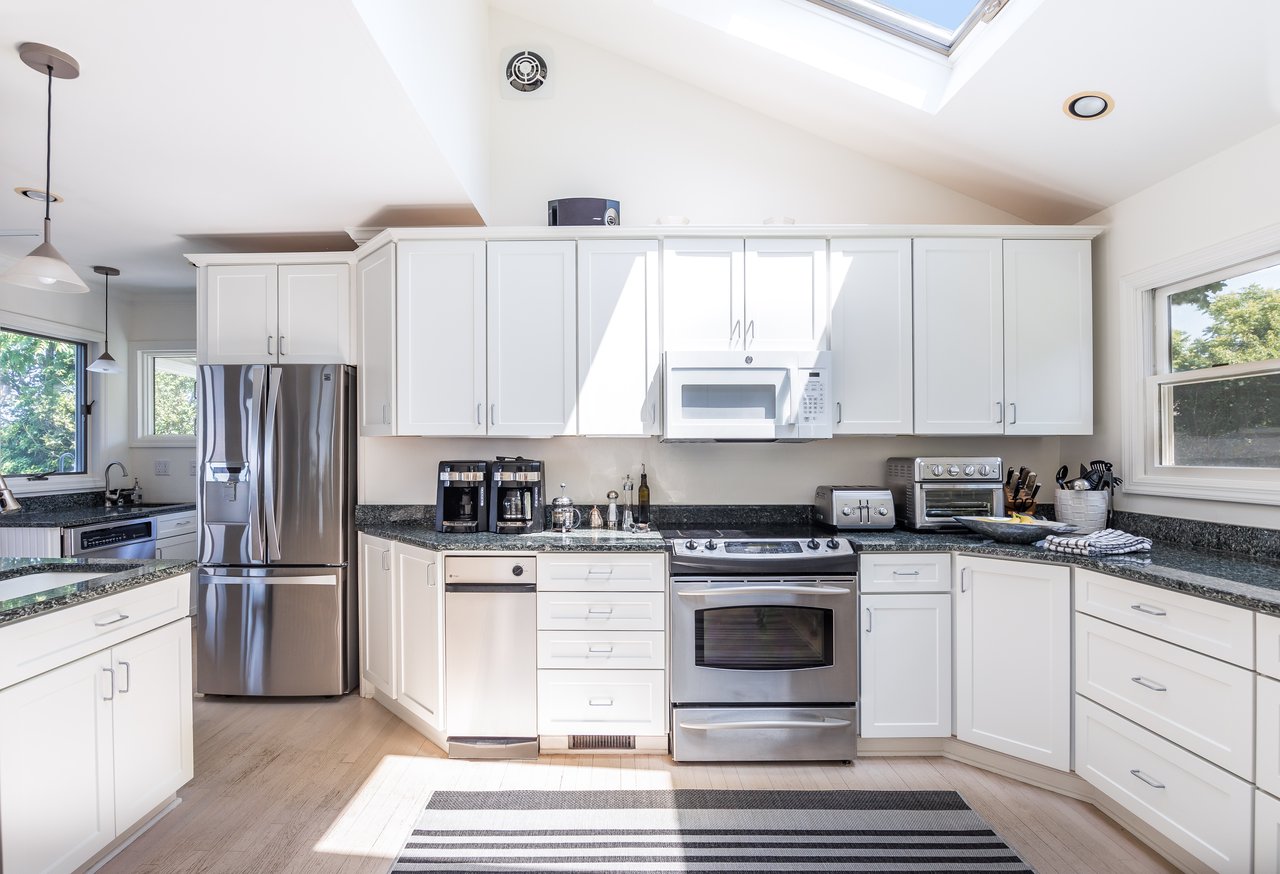 23 Bayview Rd