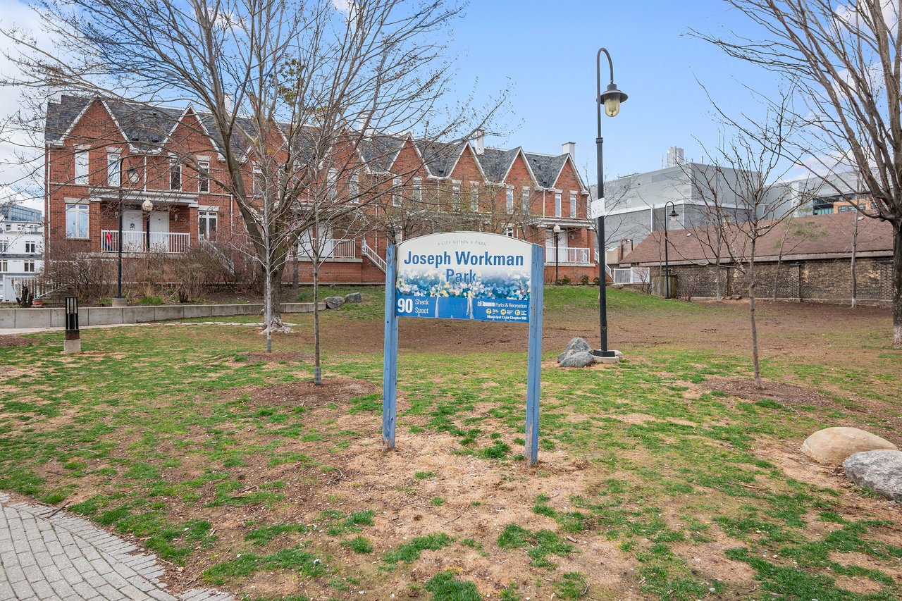 12 Sudbury St #802