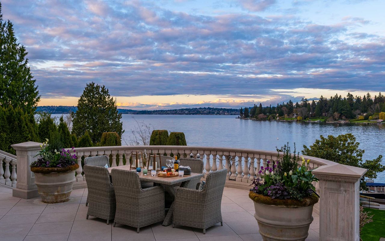 Medina Waterfront Estate on Evergreen Point Road