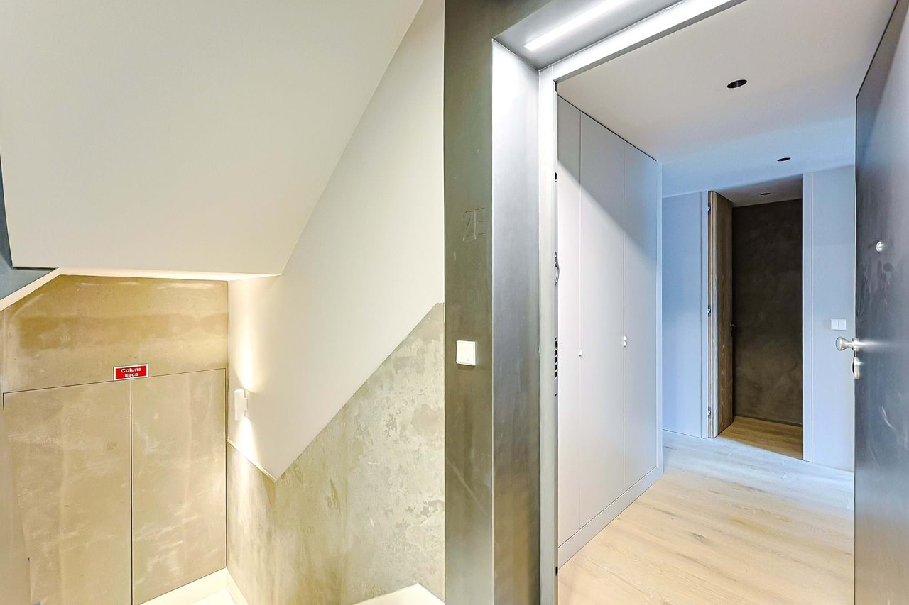Stylish 2-Bedroom Apartment in the Heart of Lisbon with Exceptional Amenities
