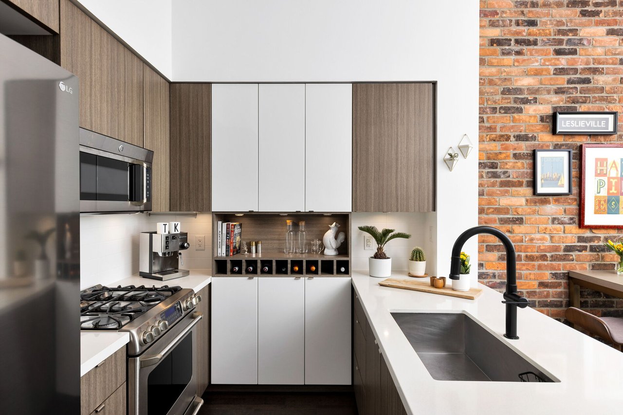 Leslieville Loft Penthouse with Stellar Sunsets