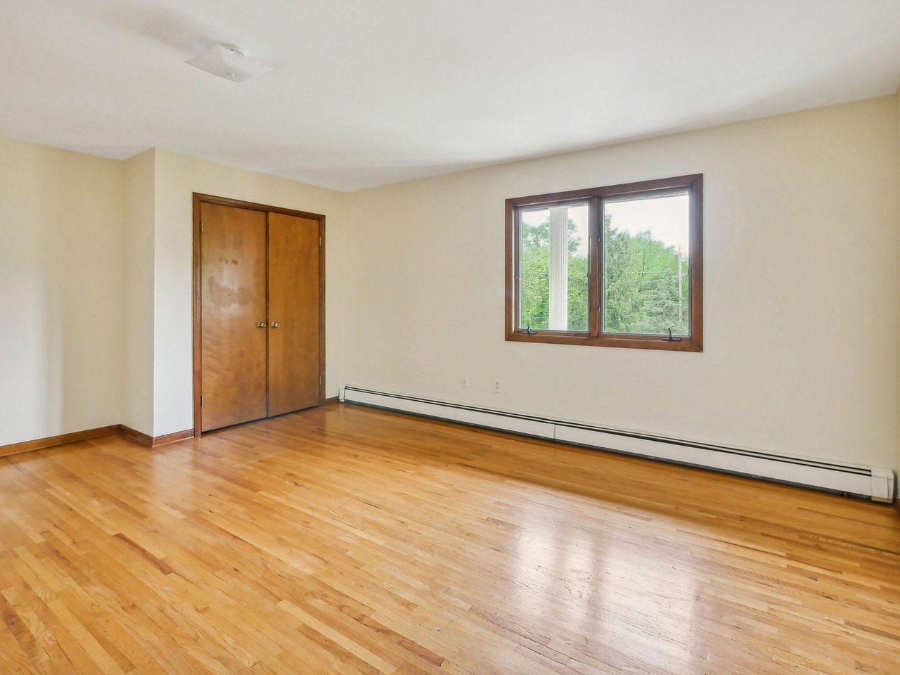 Exclusive Duplex Listing 2 Colby Court Lincoln Park, NJ