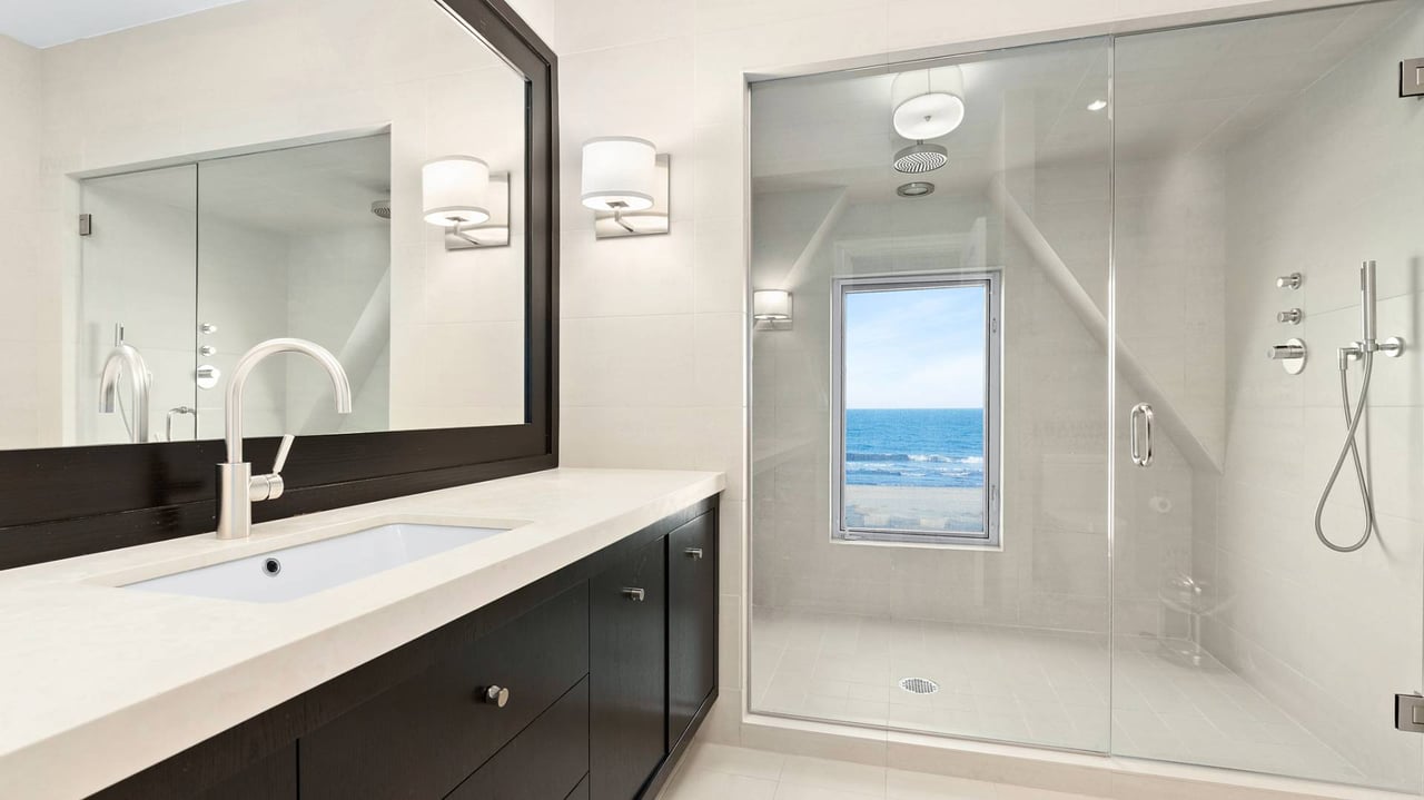 21 Surfside Dr