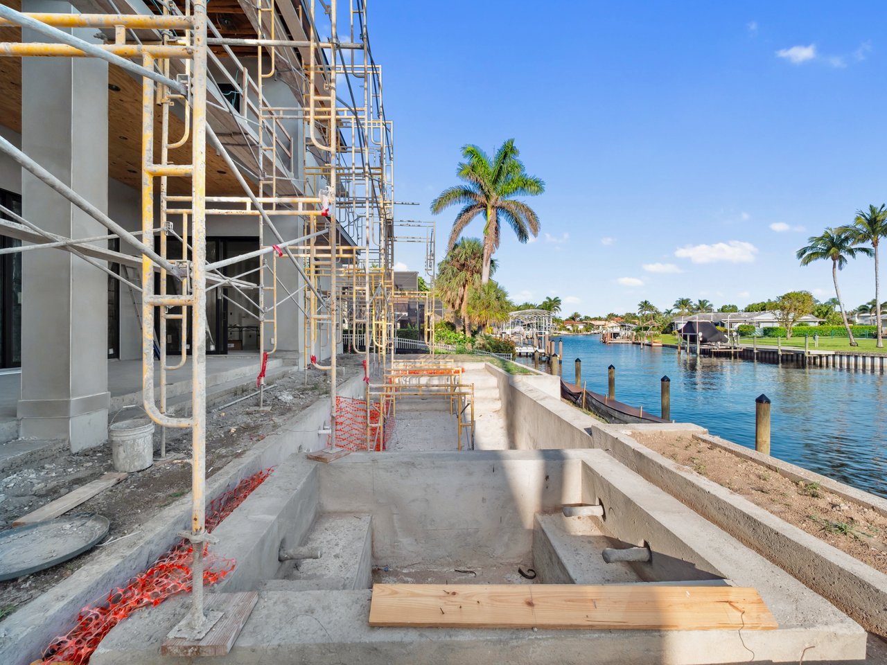 846 Cypress Lake CIR