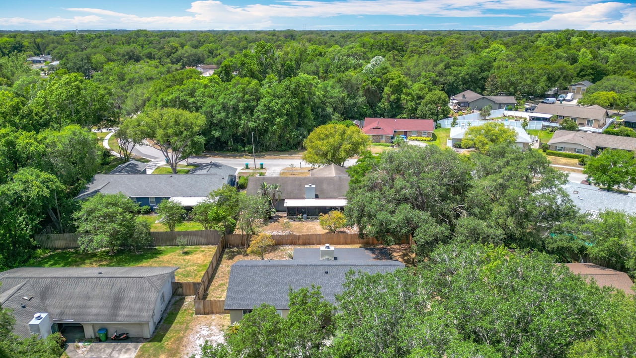 Spacious Open Concept Home in Winter Springs