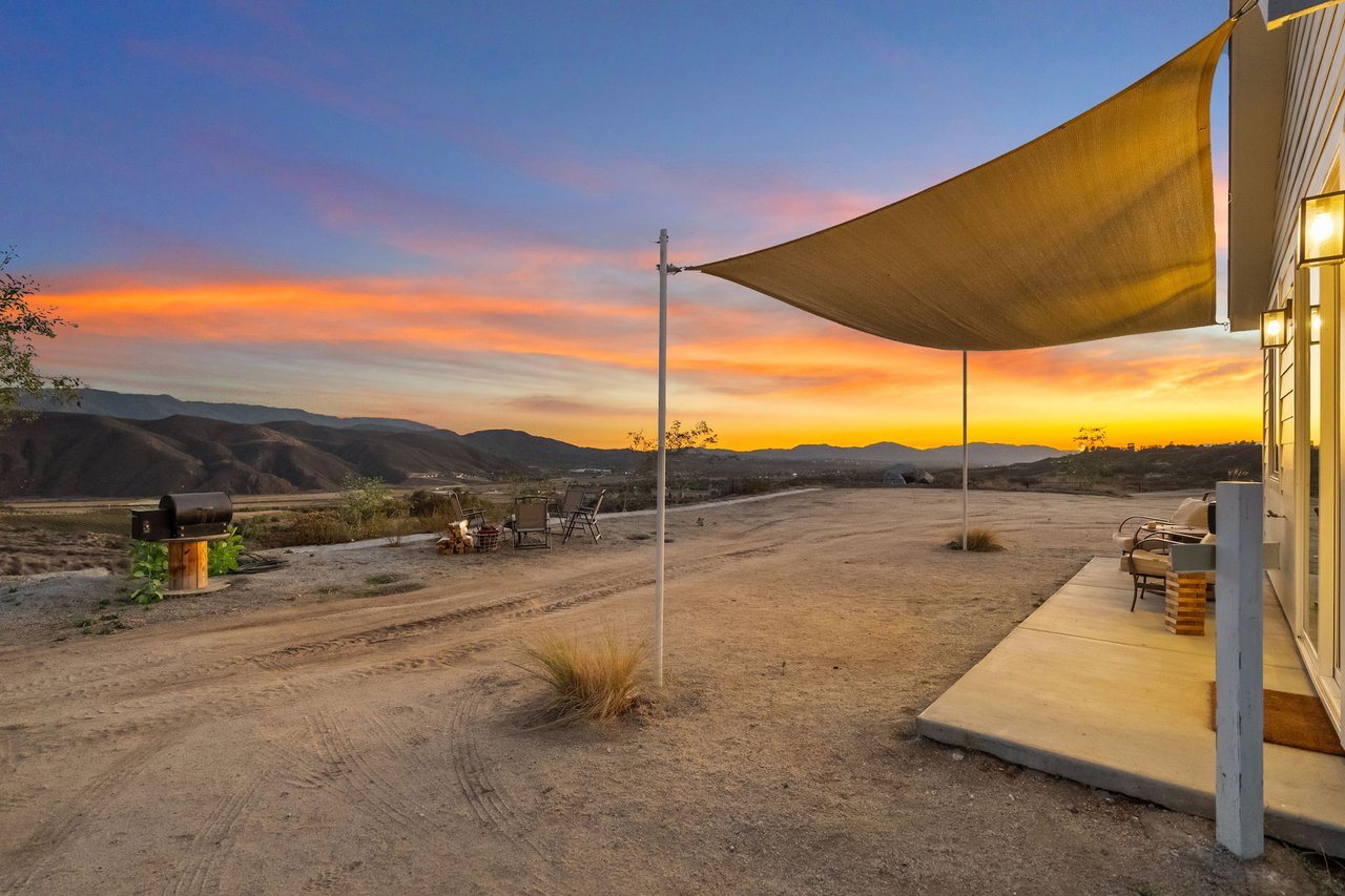 41950 Calle La Escondida