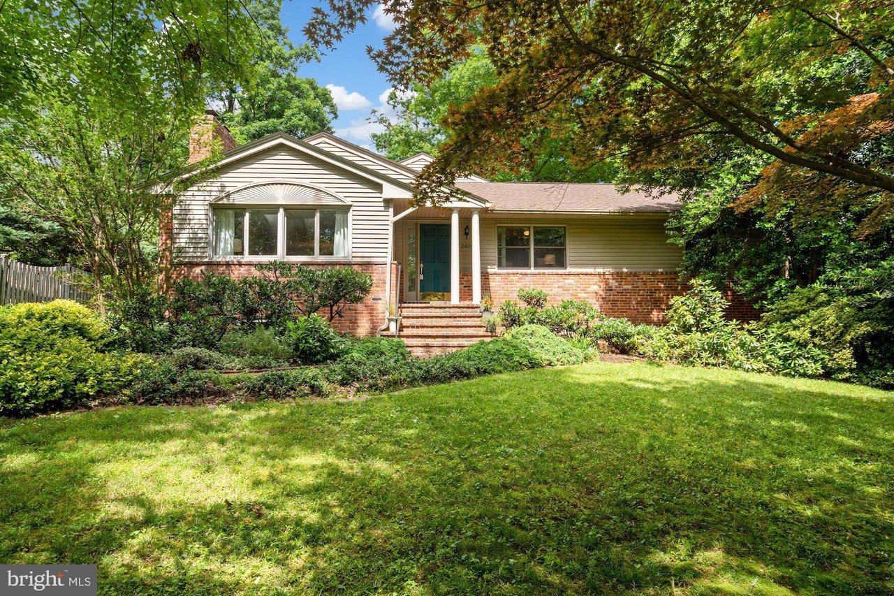 2405 Barbour Rd