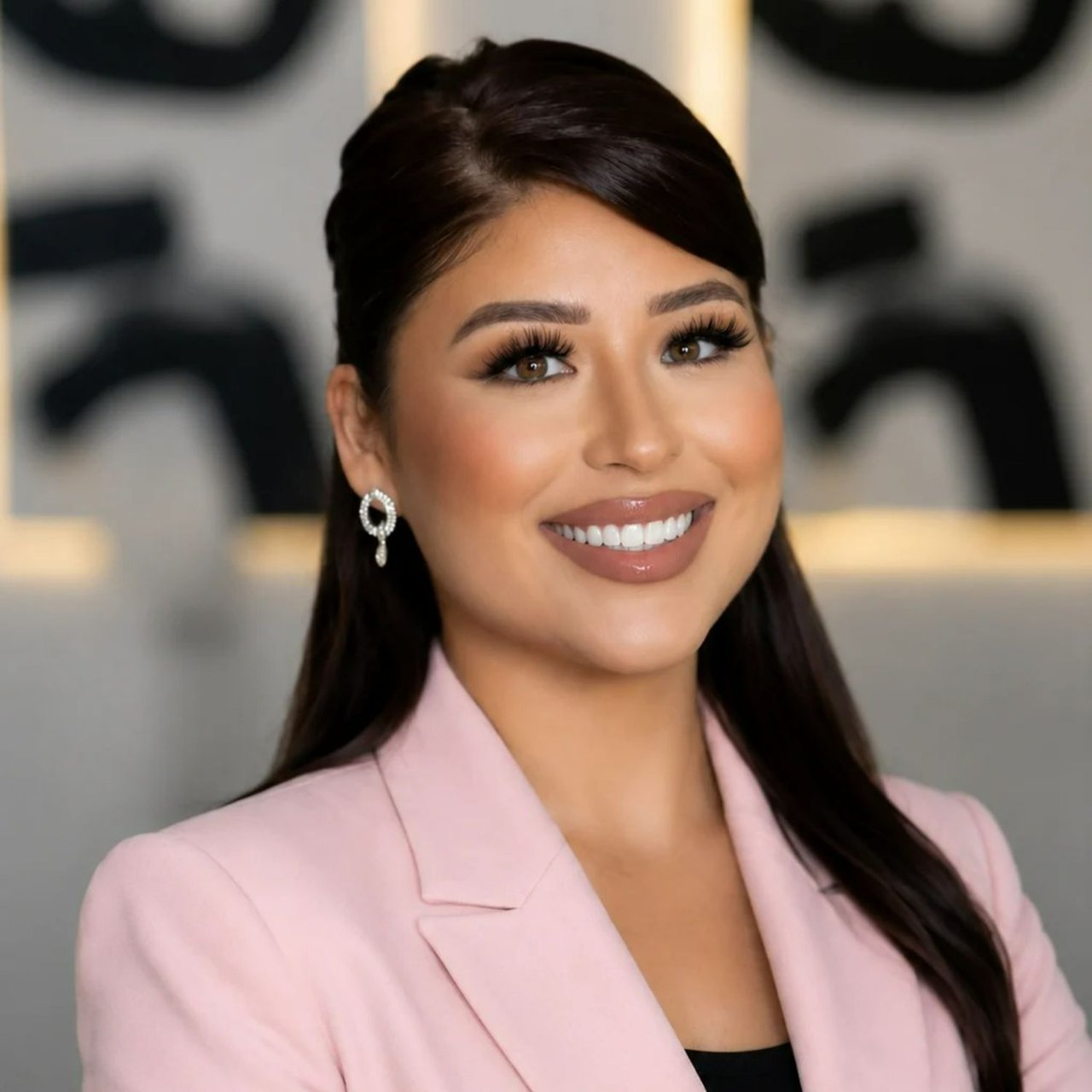Adriana Soto Fort Worth, TX Real Estate Agent Headshot
