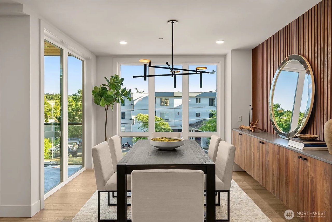 238 4th Avenue #300