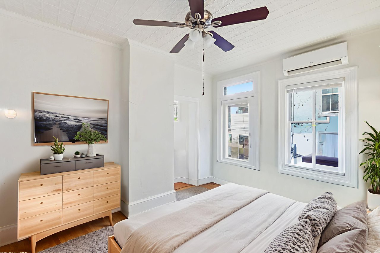 326 Independence Ave SE