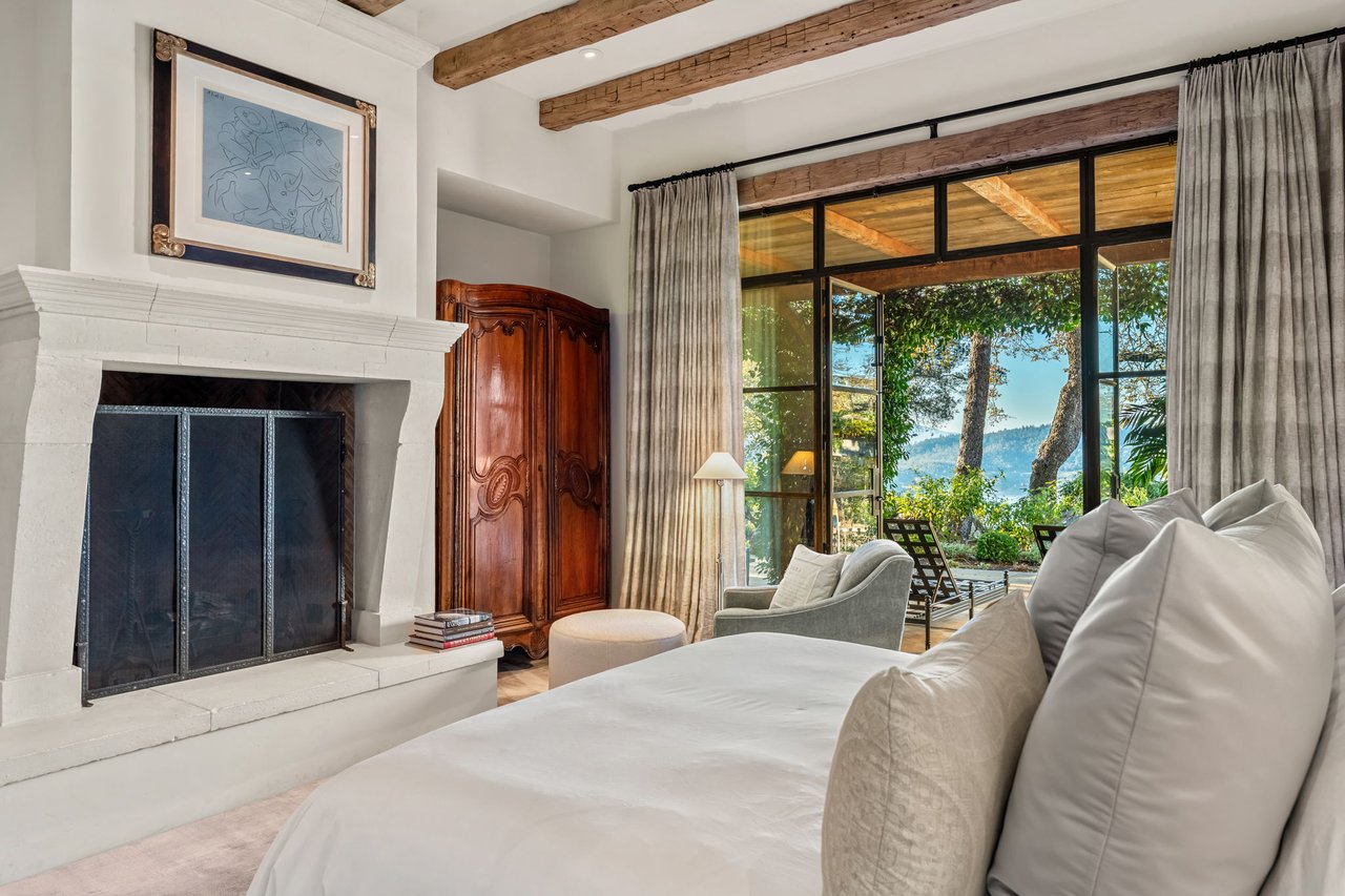 Napa Valley Compound