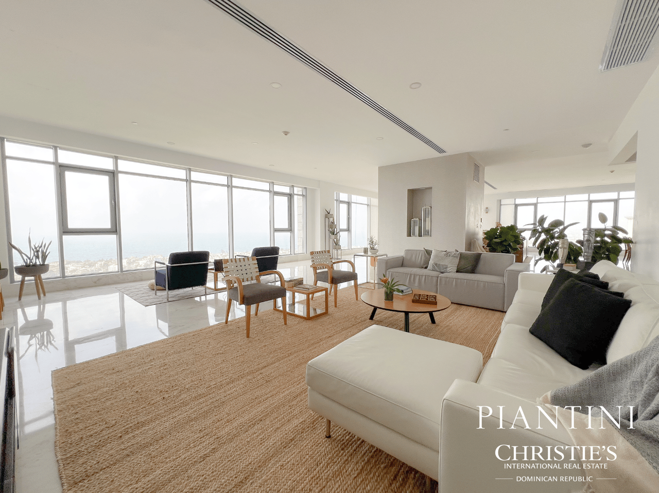Seurat Luxury Condo