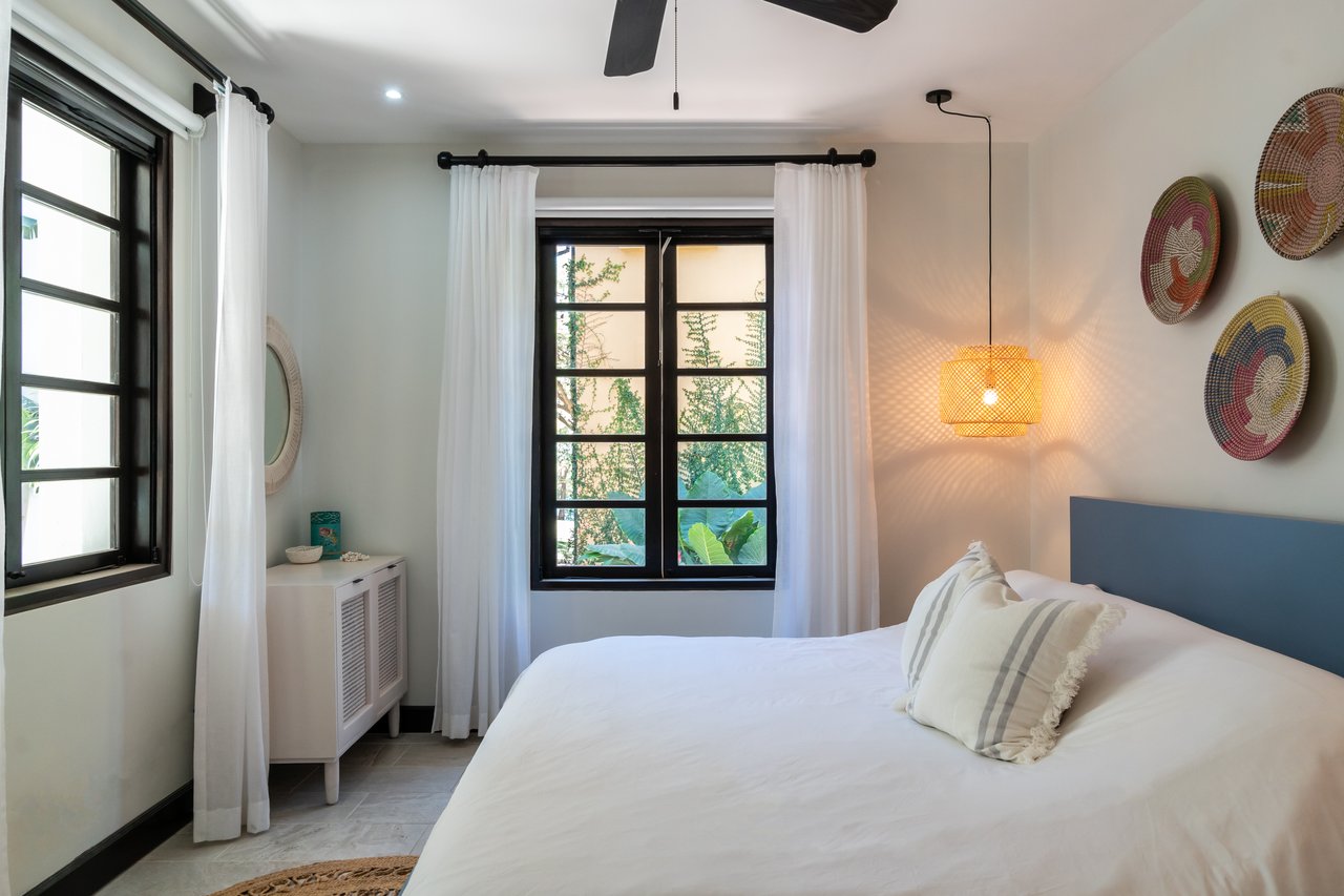 18 Calle La Ronda | Where Everyday Feels Like a Holiday