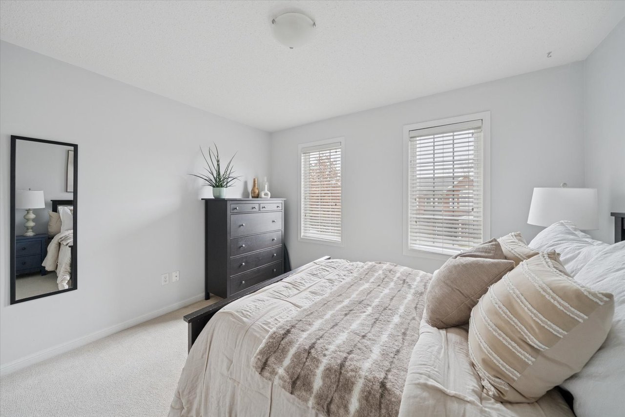 77 Fred Silvester rd