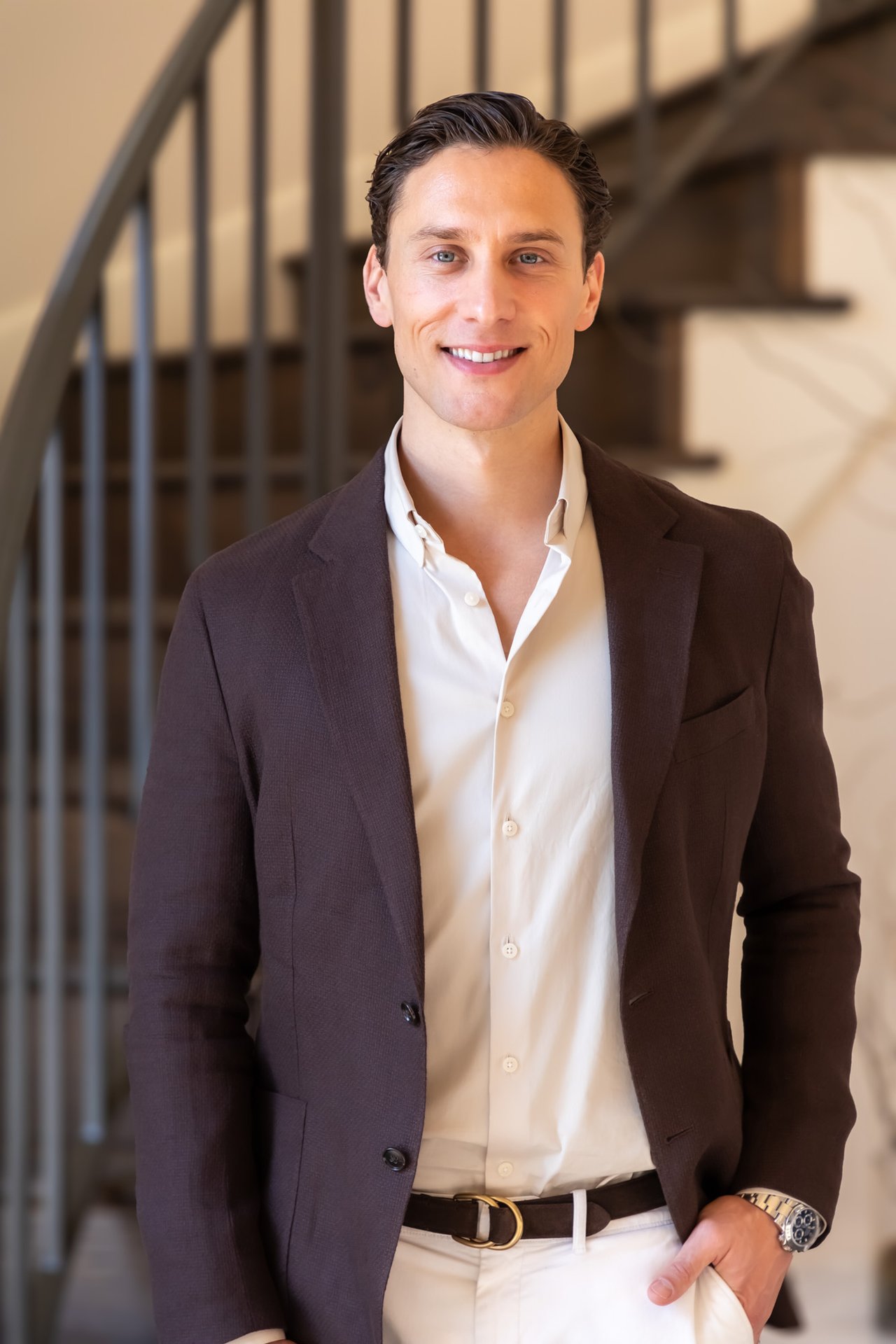 Chris L Ford is a luxury real estate agent serving Danville, Diablo, San Ramon, Walnut Creek