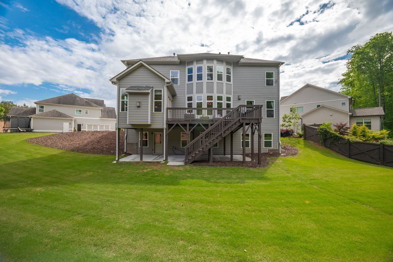 3825 Valleyway Road